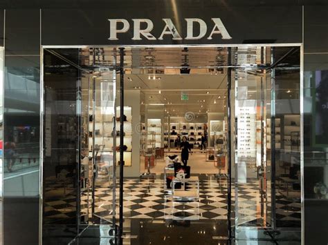 prada usa shop online.